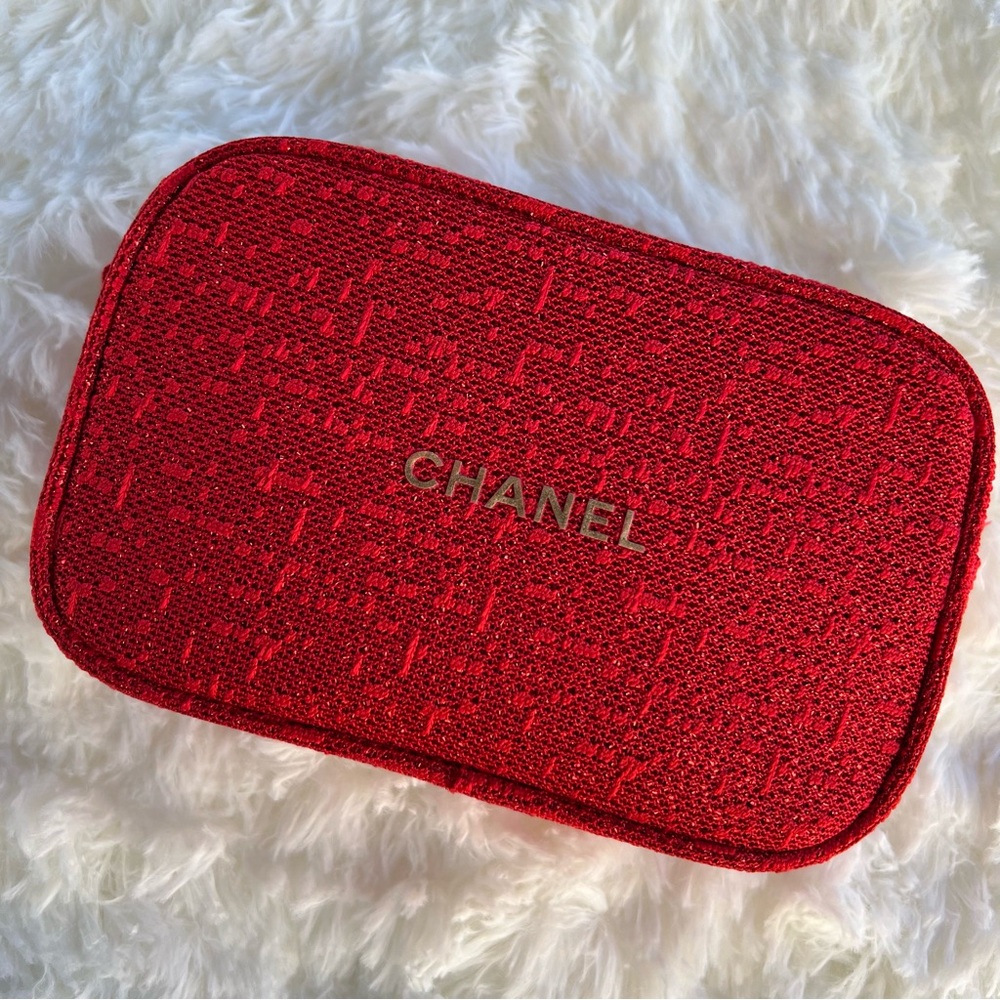 Chanel makeup pouch